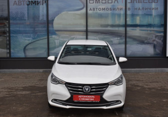 Подержанный автомобиль Changan Alsvin 2023 года (2 фото)