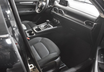 Подержанный автомобиль Mazda CX-5 2018 года (10 фото)