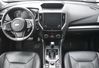 Подержанный автомобиль Subaru Forester Suv 2019 года (12 фото)