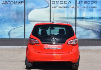 Подержанный автомобиль Opel Meriva 2014 года (6 фото)
