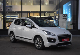 Подержанный автомобиль Peugeot 3008 2014 года (3 фото)