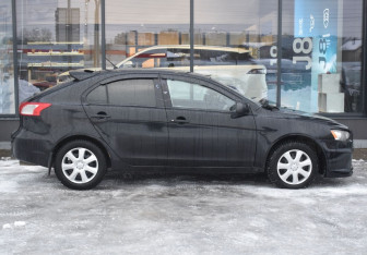 Подержанный автомобиль Mitsubishi Lancer Hatchback 2008 года (4 фото)