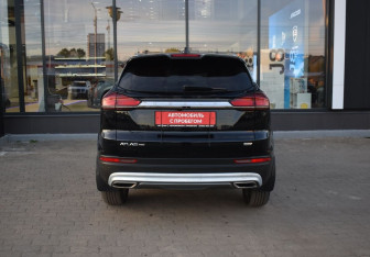 Подержанный автомобиль Geely Atlas Pro 2022 года (6 фото)