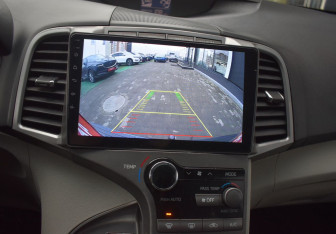 Подержанный автомобиль Toyota Venza 2010 года (17 фото)