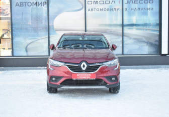 Подержанный автомобиль Renault Arkana 2021 года (2 фото)
