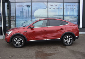 Подержанный автомобиль Renault Arkana 2021 года (8 фото)