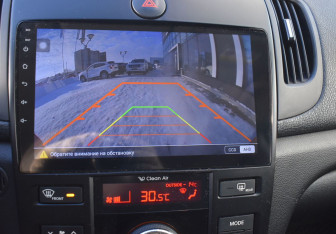 Подержанный автомобиль Kia Cerato Sedan 2012 года (15 фото)