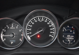 Подержанный автомобиль Mazda CX-5 2018 года (15 фото)