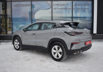 Подержанный автомобиль Changan UNI-T 2023 года (7 фото)