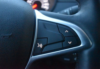 Подержанный автомобиль Renault Arkana 2021 года (14 фото)