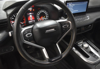 Подержанный автомобиль Haval Jolion 2023 года (13 фото)