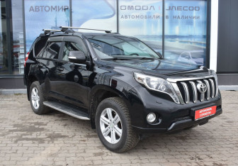 Подержанный автомобиль Toyota Land Cruiser Prado 2015 года (3 фото)