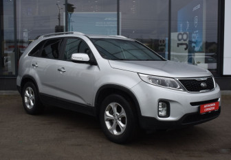 Подержанный автомобиль Kia Sorento 2020 года (3 фото)