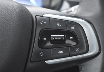 Подержанный автомобиль Omoda S5 2023 года (14 фото)