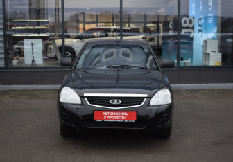Подержанный автомобиль LADA (ВАЗ) Priora Sedan 2013 года (2 фото)