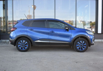 Подержанный автомобиль Renault Kaptur 2020 года (4 фото)