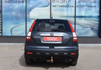 Подержанный автомобиль Honda CR-V 2007 года (6 фото)