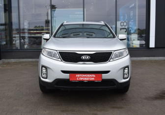 Подержанный автомобиль Kia Sorento 2020 года (2 фото)