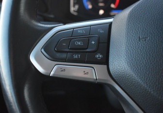 Подержанный автомобиль Volkswagen Multivan 2020 года (17 фото)