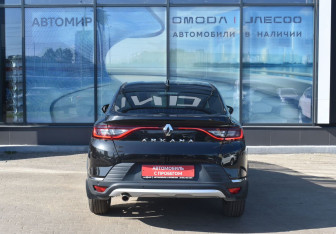 Подержанный автомобиль Renault Arkana 2021 года (6 фото)