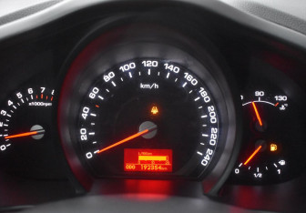 Подержанный автомобиль Kia Sportage 2011 года (15 фото)