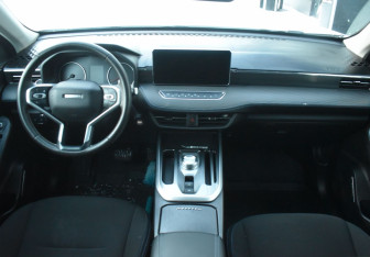 Подержанный автомобиль Haval Jolion 2023 года (12 фото)