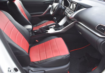 Подержанный автомобиль Mitsubishi Eclipse Cross 2018 года (10 фото)