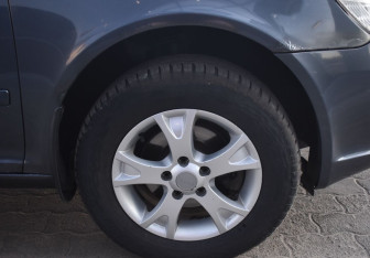 Подержанный автомобиль Skoda Octavia Liftback 2012 года (9 фото)