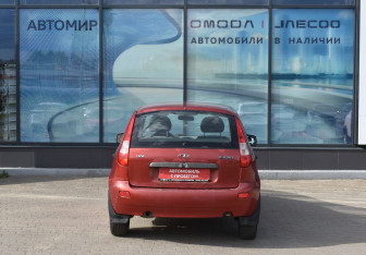 Подержанный автомобиль LADA (ВАЗ) Kalina Hatchback 2009 года (6 фото)