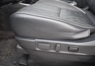 Подержанный автомобиль Mitsubishi Outlander 2022 года (13 фото)