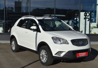 Подержанный автомобиль SsangYong Actyon 2012 года (3 фото)