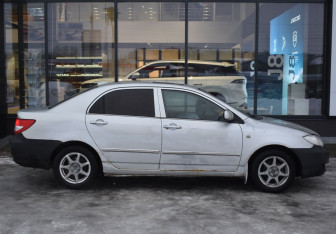Подержанный автомобиль BYD F3 Sedan 2007 года (4 фото)