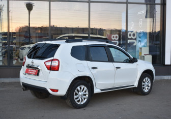 Подержанный автомобиль Nissan Terrano 2018 года (5 фото)