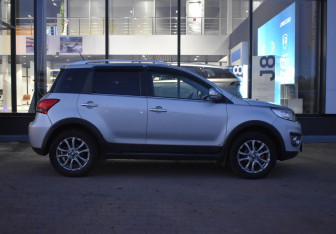 Подержанный автомобиль Great Wall Hover H5 2011 года (4 фото)