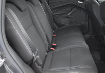 Подержанный автомобиль Ford Kuga 2017 года (11 фото)