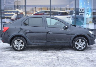 Подержанный автомобиль Renault Logan Sedan 2019 года (4 фото)