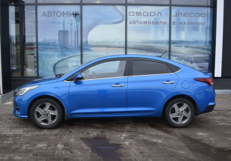 Подержанный автомобиль Hyundai Solaris Sedan 2020 года (8 фото)