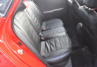 Подержанный автомобиль Kia Ceed Hatchback 2015 года (11 фото)