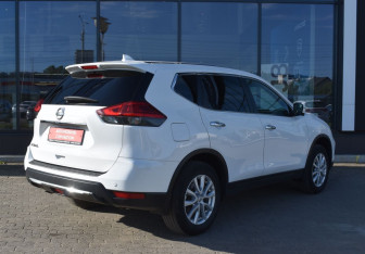 Подержанный автомобиль Nissan X-Trail 2019 года (5 фото)