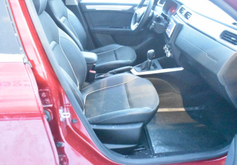 Подержанный автомобиль Renault Arkana 2021 года (10 фото)