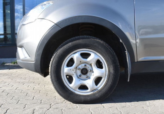 Подержанный автомобиль SsangYong Actyon 2012 года (9 фото)