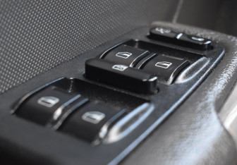 Подержанный автомобиль Chery Tiggo (T11) 2013 года (14 фото)