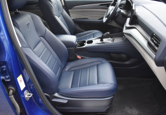 Подержанный автомобиль Haval F7x 2023 года (10 фото)