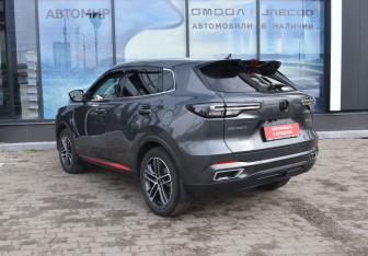 Подержанный автомобиль Changan UNI-S 2024 года (7 фото)