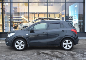 Подержанный автомобиль Opel Mokka 2013 года (8 фото)
