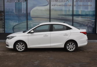 Подержанный автомобиль Changan Alsvin 2023 года (8 фото)