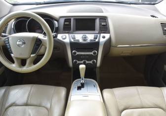 Подержанный автомобиль Nissan Murano Suv 2012 года (12 фото)