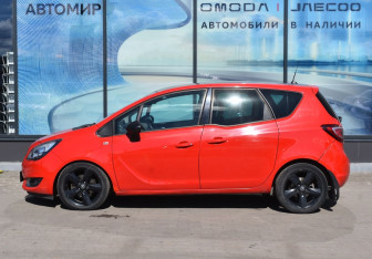 Подержанный автомобиль Opel Meriva 2014 года (8 фото)