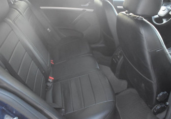 Подержанный автомобиль Skoda Octavia Liftback 2008 года (11 фото)