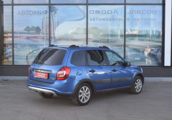 Подержанный автомобиль LADA (ВАЗ) Kalina Wagon 2017 года (5 фото)
